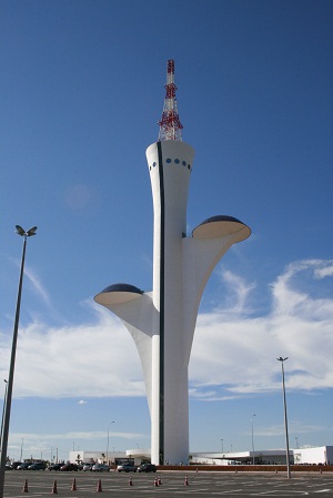 A Torre de TV Digital de Brasília é o último trabalho de Niemeyer na cidade (Reprodução)