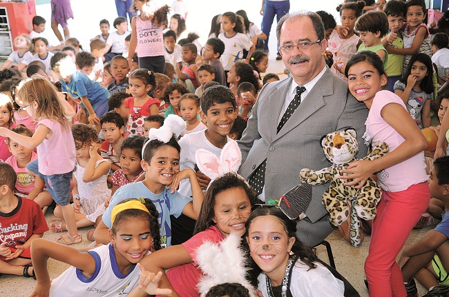 Valdemar Martins da Silva preside a Casa de Ismael há 22 anos: lares sociais para reconstruir a vida de crianças abandonadas (Minervino Junior/ Encontro/ D.A Press)
