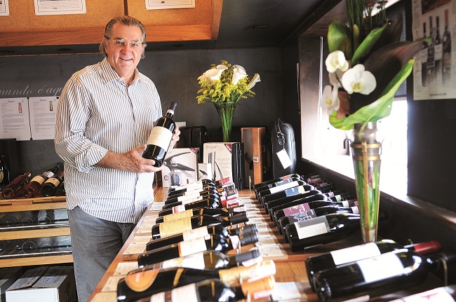 'Degustar a bebida harmonizada com algum prato nem sempre é possível em lojas de vinho convencionais', diz Marco Aurélio Costa, da Expand (Minervino Júnior/Encontro/D.A.Press)
