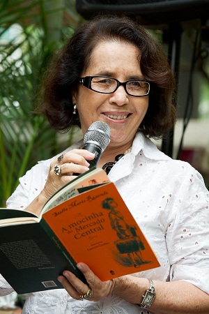 A premiada escritora Stella Maris Rezende é a grande homenageada na I Feira Literária do DF: 'Depois de muito trabalho, a magia acontece. Estou realizando um sonho' (Divulgação)