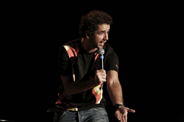Reprter e comediante Felipe Andreoli.  (Duda Marques/Divulgao)