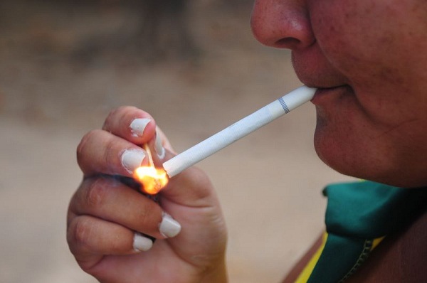 A Organização  Mundial de Saíde (OMS) calcula que pelo menos 10 milhões de pessoas irão morrer em 2020 por causa do cigarro (Karlos Geromy/OIMP/D.A Press)