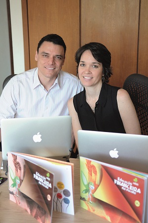 A vontade de morar perto da família levou Leonardo Silva e Carolina Ligocki a  montar um novo negócio em Brasília: celebrações diárias
 (Minervino Júnior/Encontro/DA Press
)