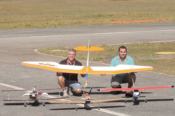 Aeromodelismo ganha adeptos e vira sensação em Rio Branco (AC)