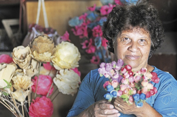 Há 10 anos, Roze Mendes abriu a Flor do Cerrado: hoje, exporta para os Estados Unidos e a Europa (Fotos: Minervino Júnior/Encontro/DA Press)