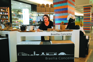 Helena Montiani criou produtos que são a  cara da cidade para 
a Brasília Conceito:  opções de artesanato mais contemporâneas (Minervino Júnior/Encontro/DA PRESS)