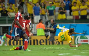 Neymar sofreu uma fratura na base da coluna e  teve de deixar o grupo da seleção brasileira na Copa do Mundo (Marcelo Casal Jr/Agência Brasil/Divulgação)