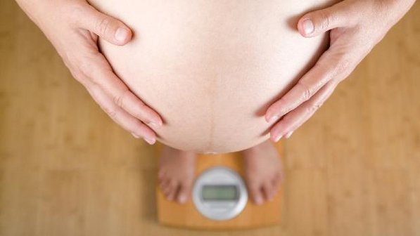 Obesidade provoca alteraes hormonais e prejudica o desenvolvimento dos vulos, o que pode gerar infertilidade ou dificuldade de engravidar (Reproduo / Internet)