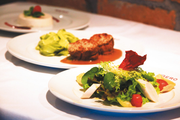 Por R$ 86, o Gero oferece um menu executivo a cada dia, escolhido do cardpio: salada mista; medalho de fil com massa verde fresca e panacota 
de baunilha com 
frutas vermelhas (Vincius Santa Rosa/Encontro/DA Press)