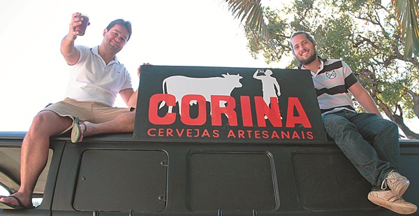 Marcel Castello Branco e Eduardo Golin queriam disseminar a cultura cervejeira na capital: trouxeram do Sul a ideia do Corina (Ana Rayssa/Esp CB/DA Press)