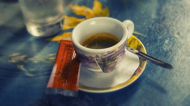 O caf, bebida tpica dos mineiros, se consumido de forma exagerada, atrapalha a absoro de clcio pelo organismo, provocando a osteoporose (Pixabay)