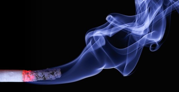 Como mostra o médico, a ansiedade provocada pela falta da nicotina pode levar o ex-fumante a comer mais, o que gera aumento do peso (Pixabay)