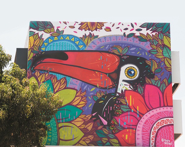 Grafite feito pelos artistas Daniel Morais (Toys) e Mikael Guedes (Omik) para a Casa Cor Brasília 2015 (Raimundo Sampaio/Encontro/DA Press)
