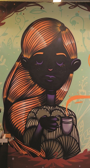 Grafite feito pelo artista Pomb em um ambiente de cafeteria da Casa Cor Brasília 2015 (Raimundo Sampaio/Encontro/DA Press)