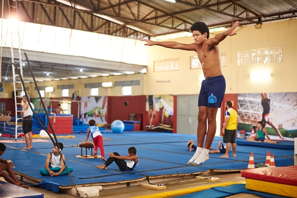 Aumento do interesse: modalidades como a ginástica olímpica 
devem entrar mais na rotina dos brasilienses em 2016

 (Raimundo Sampaio / Encontro / DA Press)
