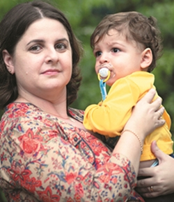 Uma geração de alérgicos: Beatriz
Simas Silva e o filho David sofrem o 
mesmo mal da avó materna dela (Andre Violatti/Esp. Encontro/D.A. Press.)