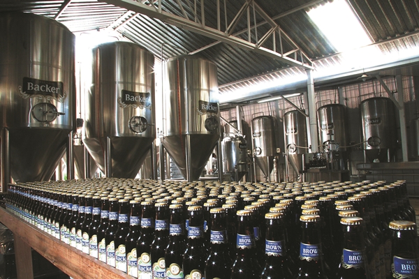 Na fábrica da cervejaria Backer, em Belo Horizonte, o visitante pode conhecerdiferentes etapas da produção: turismo direcionado a fãs da bebida (Divulgação)
