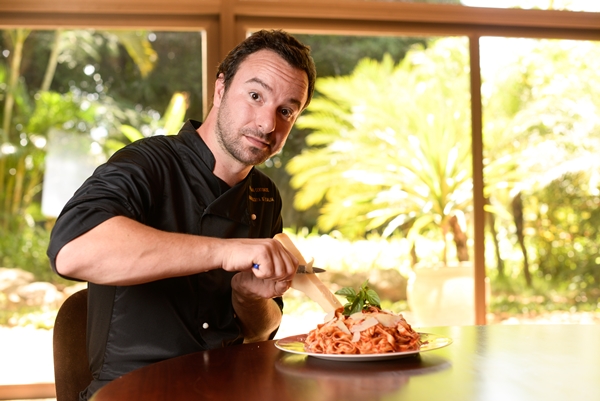 'Chefs de cozinha italianos que moram no exterior precisam incrementar receitas com mais ingredientes para agradar a outros paladares', diz Valerio Centonze (Raimundo Sampaio/Esp. Encontro/DA Press)