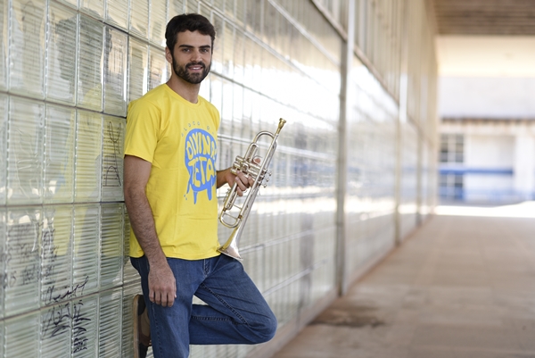 Gustavo Rocha, trompetista do bloco Divinas Tetas, que 
estreou neste ano no carnaval de Brasília: 'O retorno foi melhor 
do que esperávamos' (Raimundo Sampaio/Esp. Encontro/DA Press)