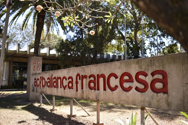 Fachada da Aliança Francesa de Brasília: escola foi fundada por JK antes mesmo da inauguração (Raimundo Sampaio/Esp. Encontro/DA Press)