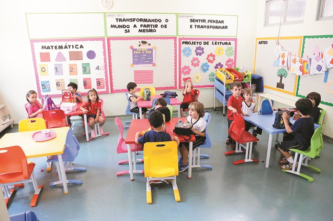 Turma de alunos do Colégio Logosófico de Brasília: escola tem o selo do Sinepe há seis anos e faz constantes campanhas sobre inclusão social e violência (Gregório Araújo/Divulgação)
