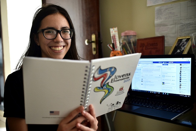 Thalita Rodrigues Braz, de 18 anos, passou 26 dias nos Estados Unidos pelo programa Jovens Embaixadores (Andre Borges/Agência Brasília )