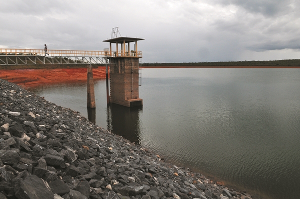 Barragem de Santa Maria está apenas com 40% de sua capacidade: pouca chuva em 2016 (Renato Araújo/Agência Brasília)