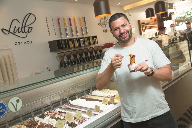 O biólogo Guilherme Marinho conheceu o cashback em uma ação promocional em uma sorveteria e agora usa correntemente: 'Se estou à procura de um lugar para almoçar, por exemplo, vejo nos aplicativos se há algum estabelecimento credenciado na região' (Cláudio Cunha)