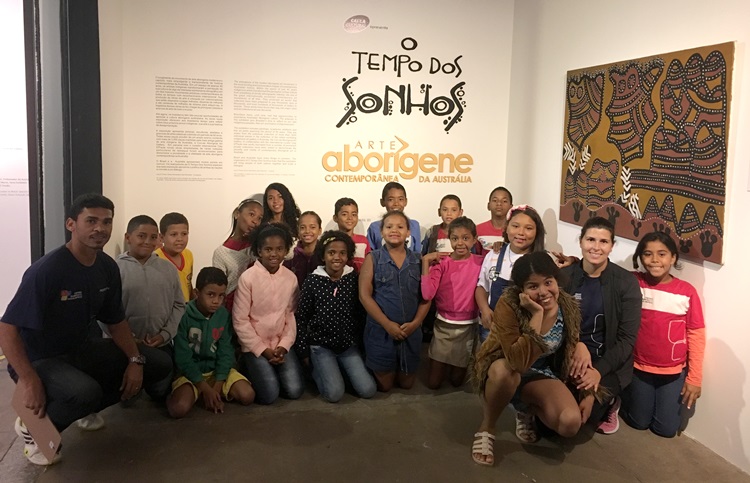  (Alunos tiveram a oportunidade de visitar quatro exposies sobre as culturas australiana e brasileira (Fotos: Camila de Magalhes/FAC/D.A Press))