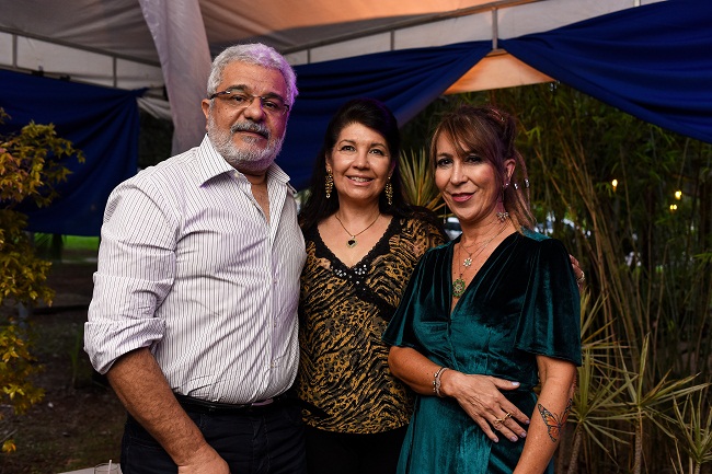 Geraldo e Marisa Junqueira com Vania Ladeira (Raimundo Sampaio/Esp. Encontro/DA Press)