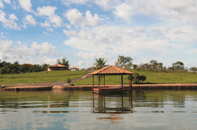 Um cartão-postal de Brasília, o lago Paranoá também ajuda no abastecimento de água do DF
 (Tony Winston/Agência Brasília  )