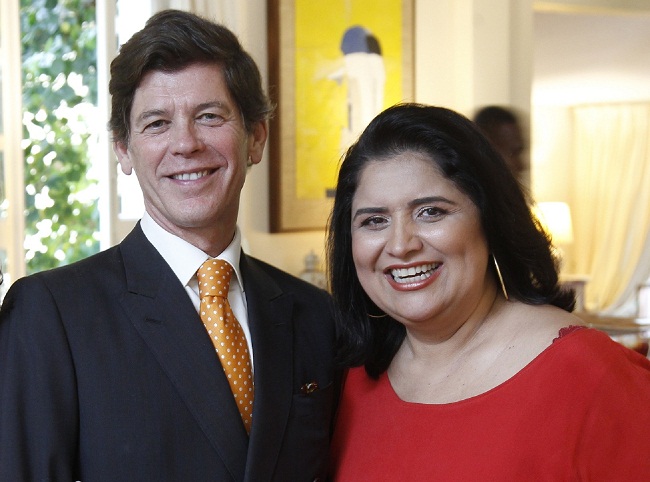 Embaixador de Portugal no Brasil, Jorge Cabral, e a presidente do Prmio Engenho, Katia Cubel  (Marri Nogueira/Divulgao )