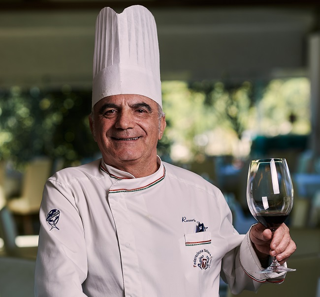 Rosario Tessier, chef-proprietário da Trattoria da Rosario: ele venceu o prêmio mais importante da noite, o de Melhor Restaurante de Brasília 2019  (Raimundo Sampaio/Esp. Encontro/DA Press)